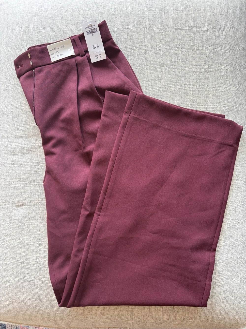 Abercrombie & Fitch Women's Tailored Trousers in wine color
